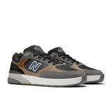 New Balance NM933 Reynolds 933 - Tan/Grey Front